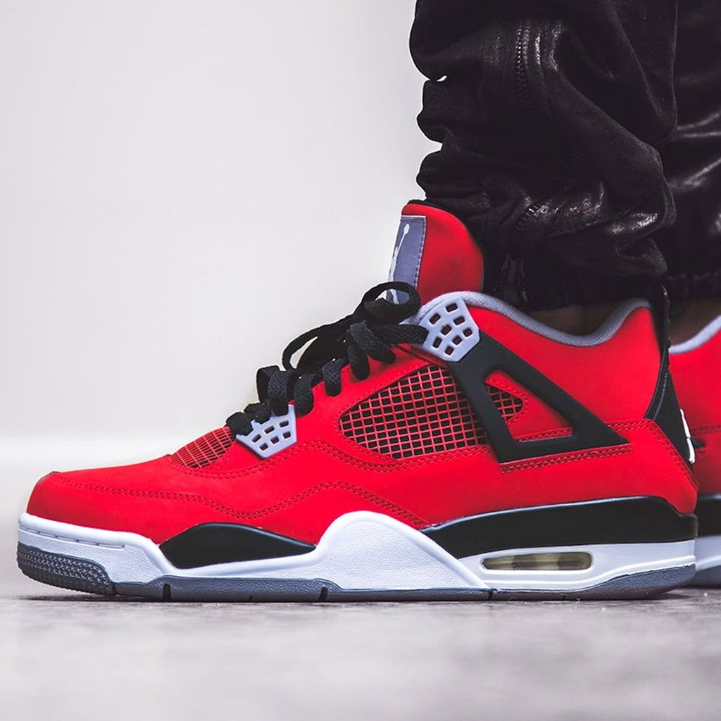 Air Jordan 4 Retro Toro Bravo PS Sneakers