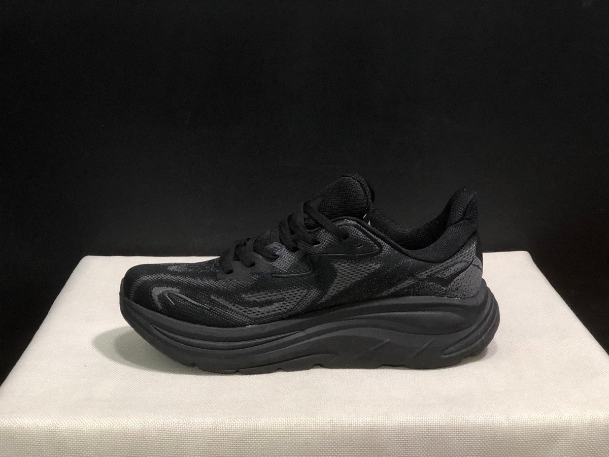 HOKA ONE ONE Clifton 10 Running Shoes