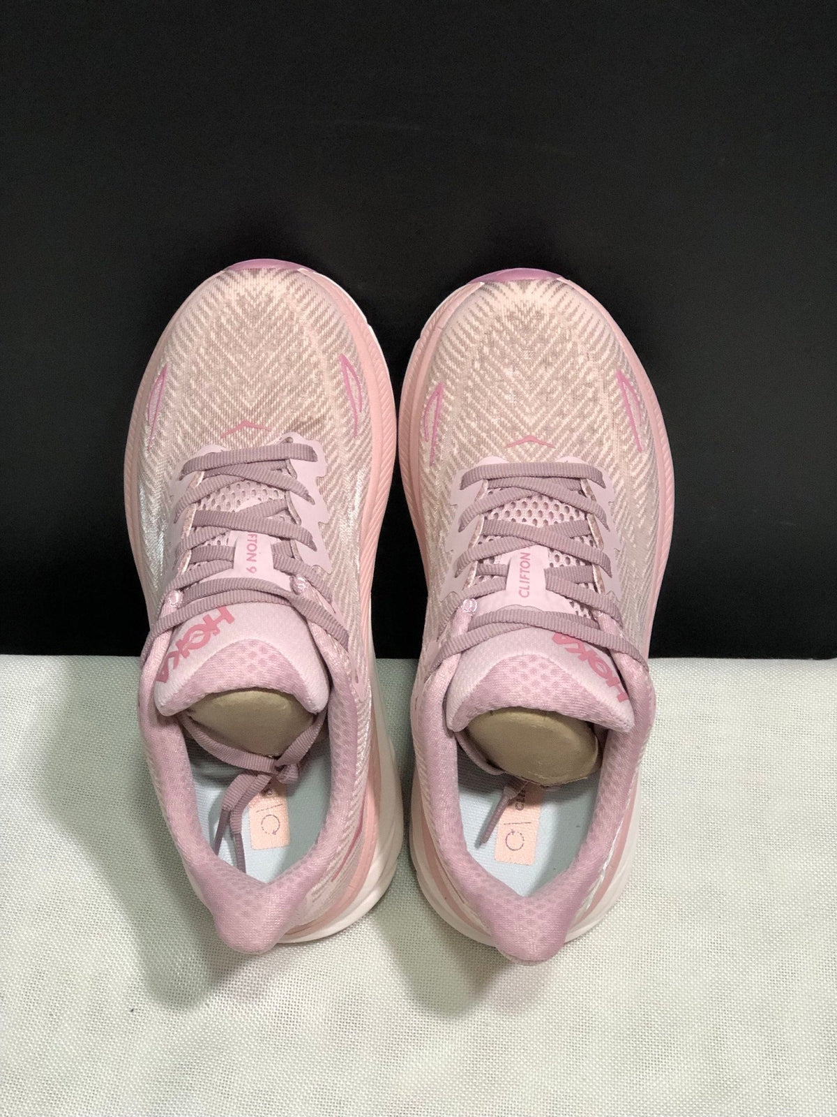 HOKA ONE ONE Clifton 9 Running Shoes